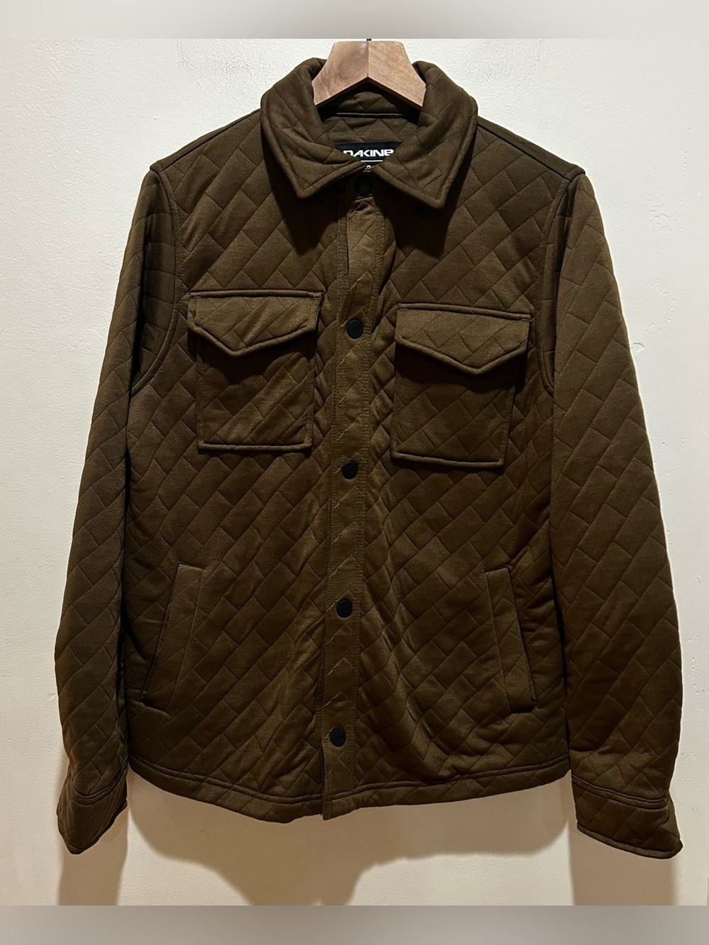 NWT Dakine Brown Quilted Shirt Jacket Shacket w/ Front Snaps - Men’s Size Small